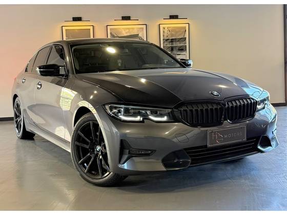 BMW 320i 2.0 16V TURBO GASOLINA SPORT AUTOMÁTICO BMW 320i 2.0 16V TURBO GASOLINA SPORT AUTOMÁTICO